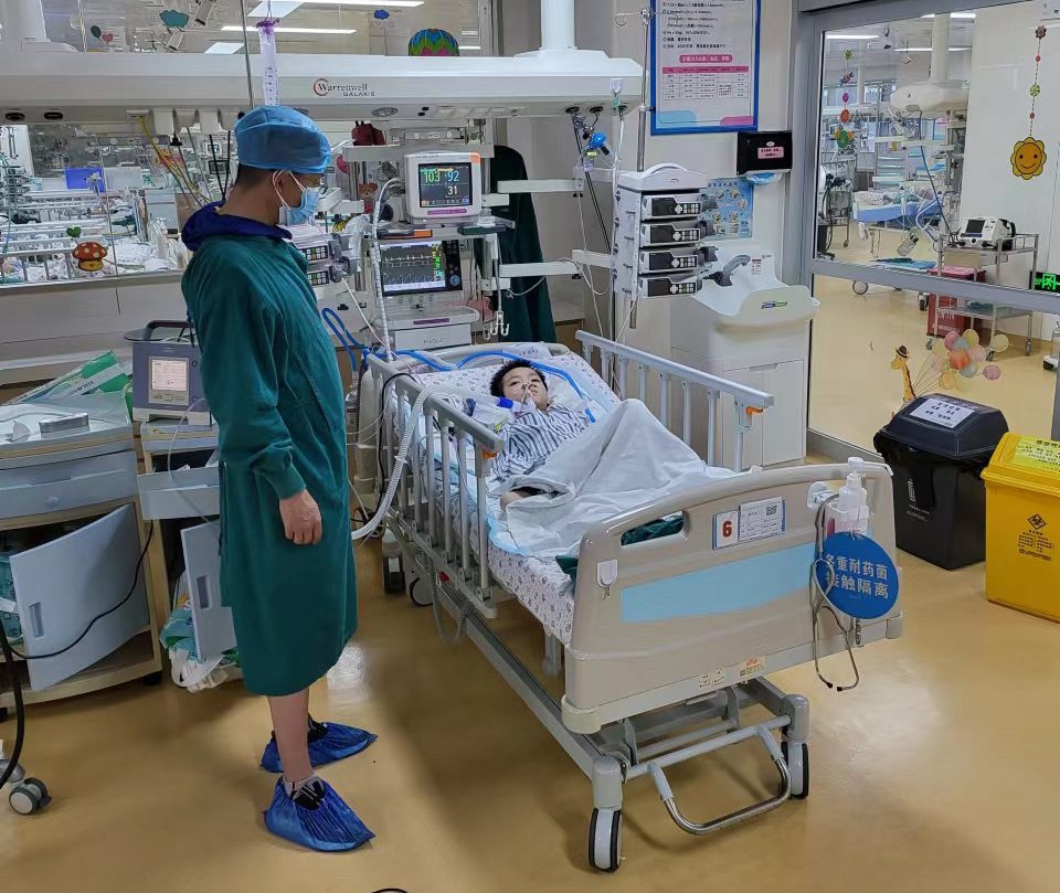 岳西县跨省救护车出租公司